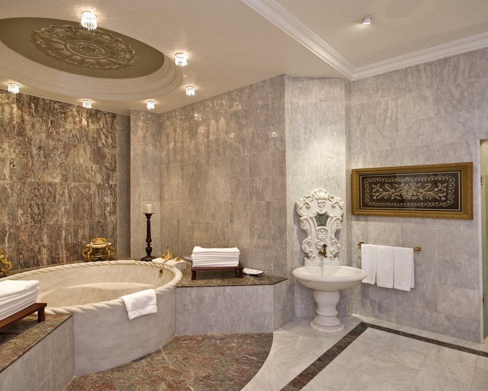 Çırağan Palace Kempinski | Sultan Suite Master Bathroom